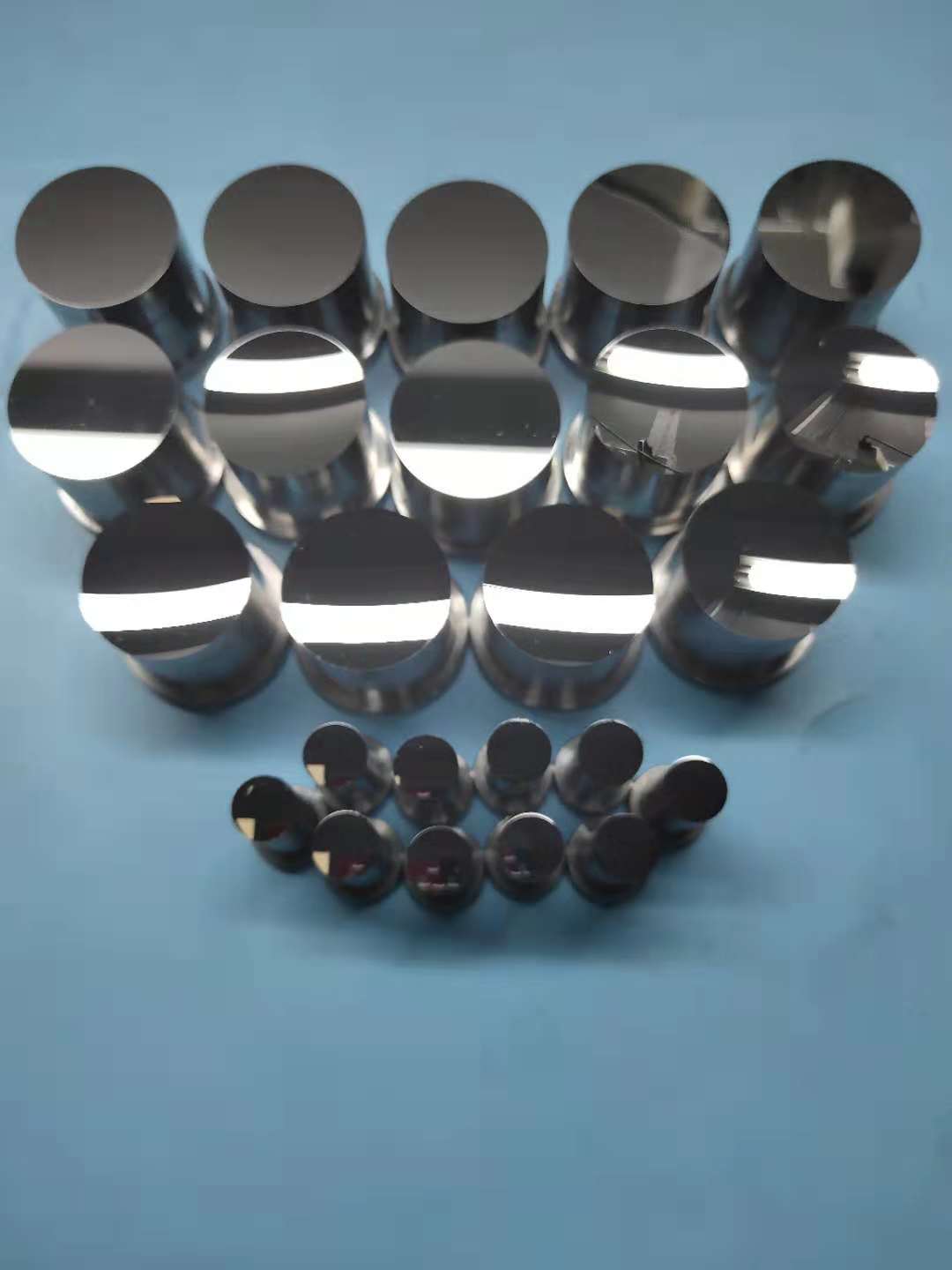 光學(xué)模具廠家